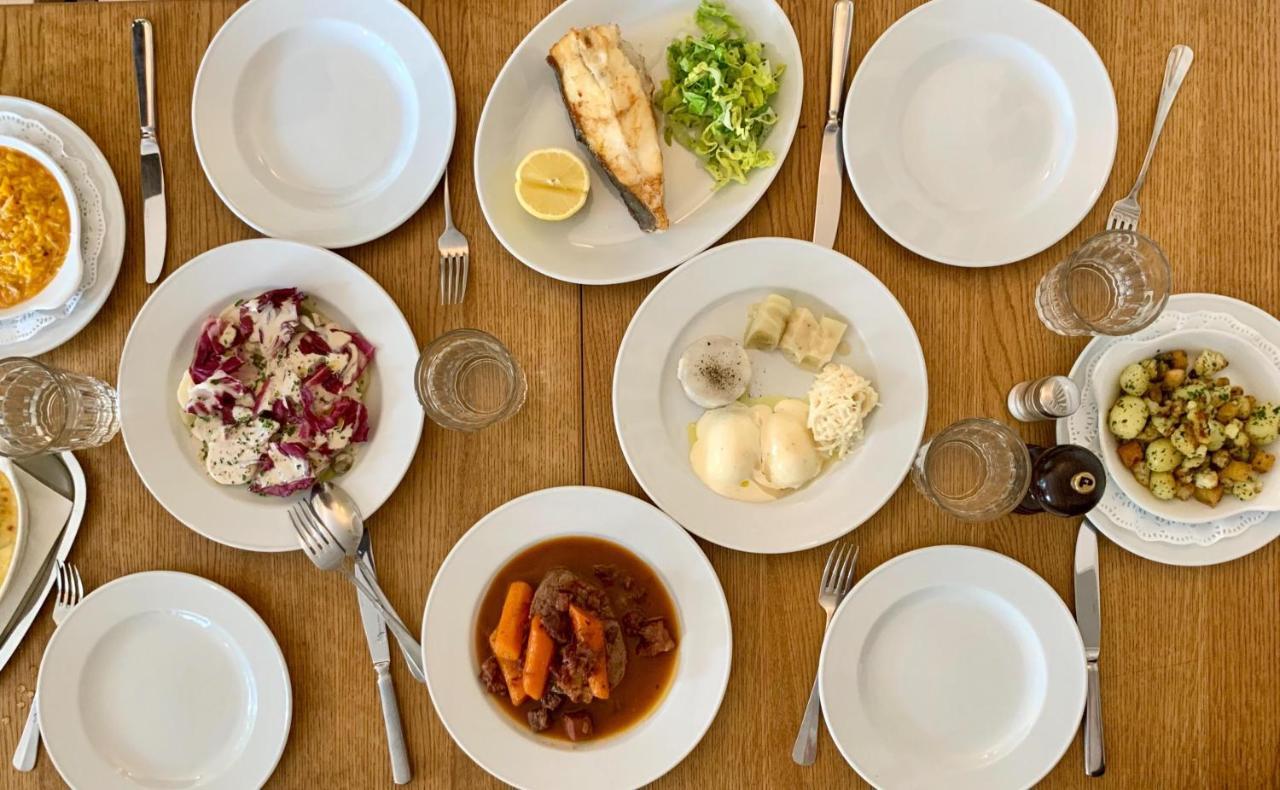 Newell Bistro And Rooms เชอร์บอร์น ภายนอก รูปภาพ